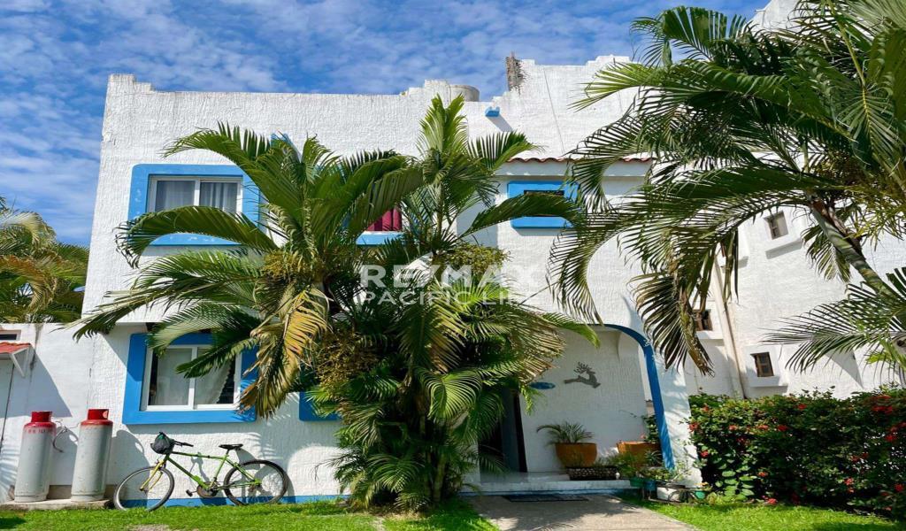 HOUSE FOR SALE AT QUINTAS DEL MAR