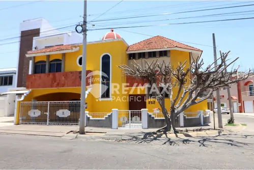 Casa en venta en Lomas de Mazatlán