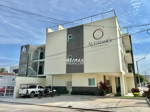 Condominio en venta en Altozano Condominios