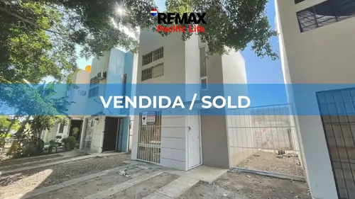 Casa en venta en Santa Fe de dos niveles