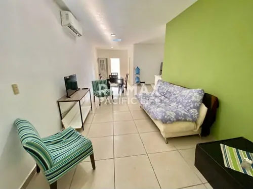 Departamento amueblado en renta en Los Pinos