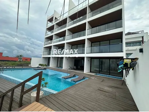 Condominio en renta frente al mar en Jade Beach