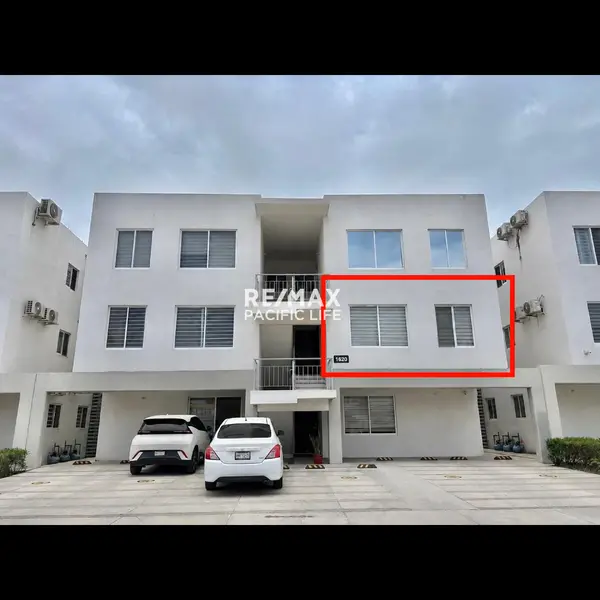 Condominio amueblado en venta en Alejandría Residencial