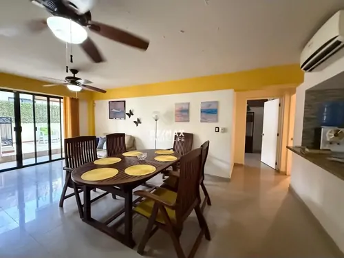 Condominio en renta en Paradise Bay, Golden Zone