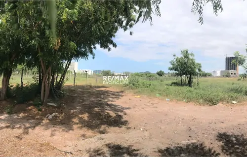 Terreno en venta en Balcones de la Marina, Mazatlán