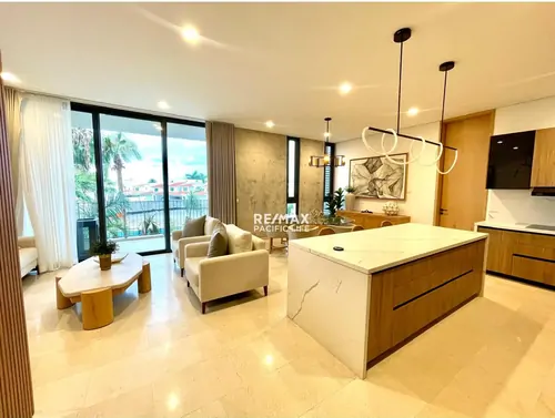 Condominio en venta en Montemar Residences