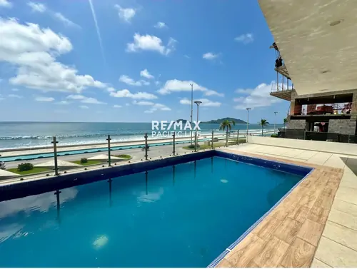 Condominio en venta en PORTICO BEACH CONDOS, Mazatlán