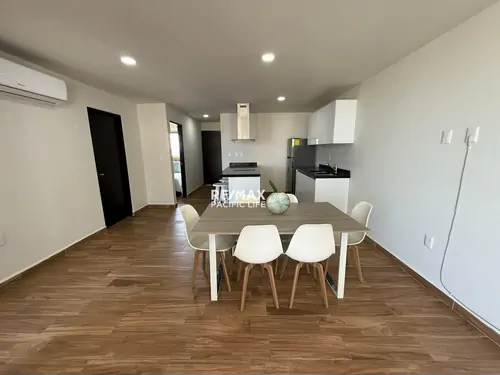 Condominio en venta en PORTICO BEACH CONDOS, Mazatlán