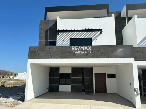 Casa en venta en Sonterra Residencial II, Mazatlán