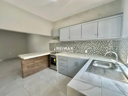 Casa remodelada en venta en Libertad de Expresión