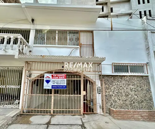 Casa en venta en Los Pinos cerca de Playa Los Pinitos