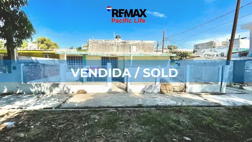 Casa en venta en López Mateos, 2 recámaras