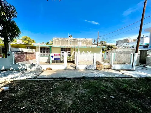 Casa en venta en López Mateos, 2 recámaras
