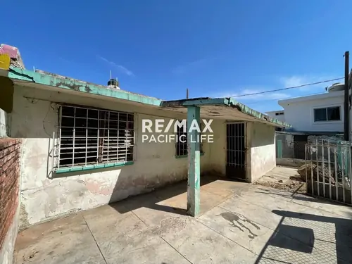 Casa en venta en López Mateos, 2 recámaras