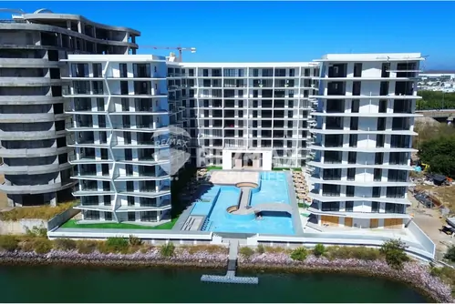 Condominio en Venta en Nautilus Marina Grand Living