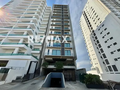 Condominio en renta en Torre W, Playa Brujas