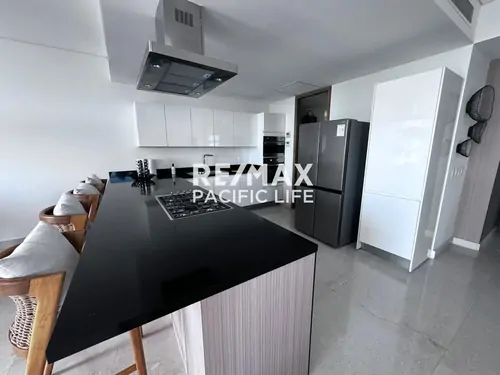 Penthouse for Sale in Camino al Mar