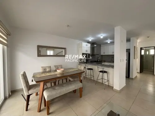 Casa amueblada en renta en Almar Residencial