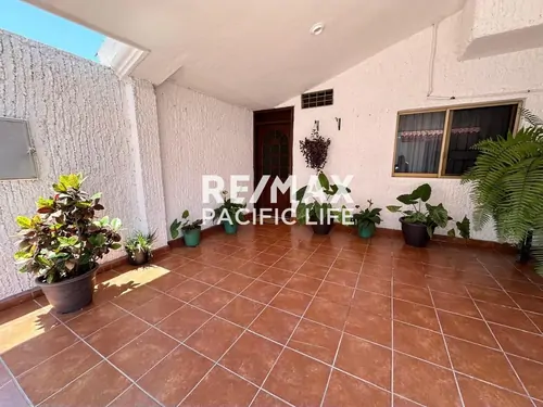 Casa amueblada en renta en Lomas de Mazatlán