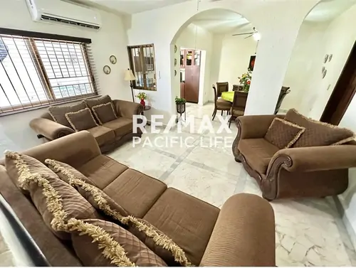 Casa amueblada en renta en Lomas de Mazatlán