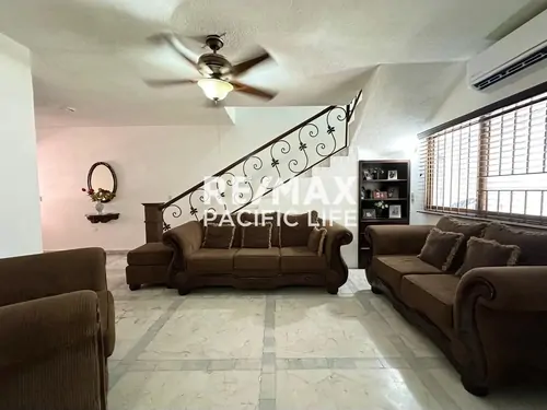 Casa amueblada en renta en Lomas de Mazatlán