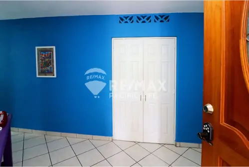 Casa frente al mar en venta en La Tambora, Teacapán