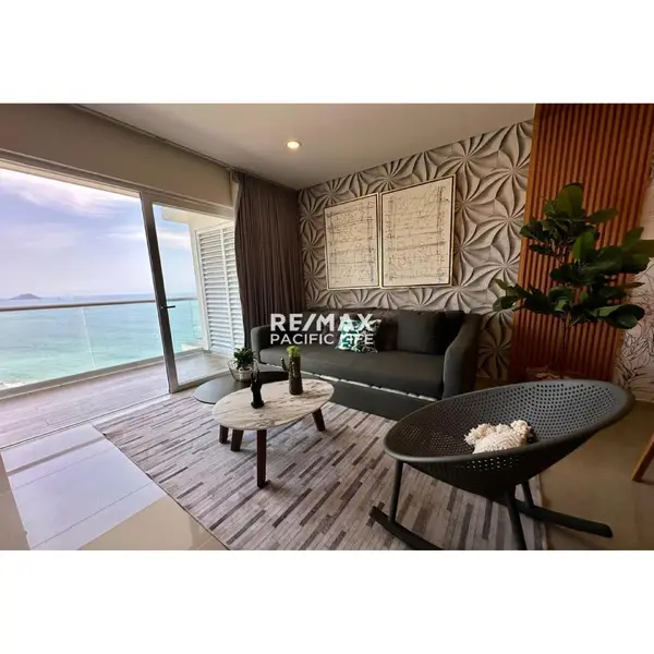 Condominio en venta en Elevé Beach Tower, Zona Dorada