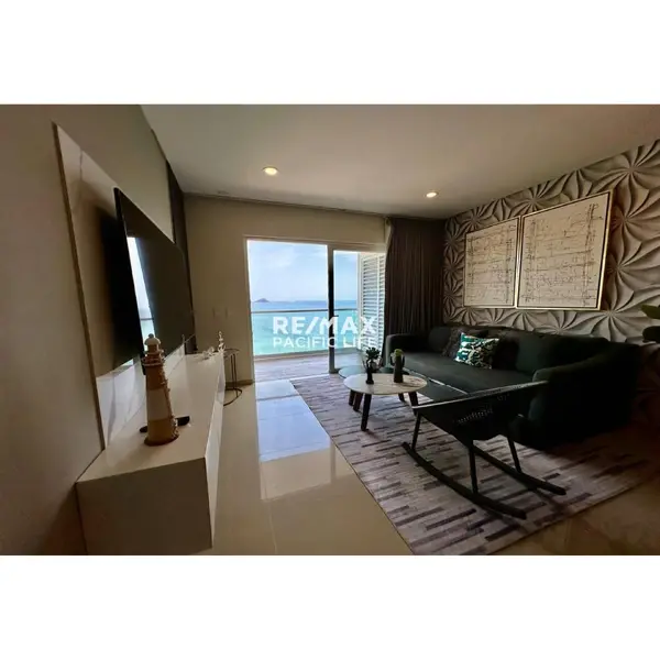 Condominio en venta en Elevé Beach Tower, Zona Dorada