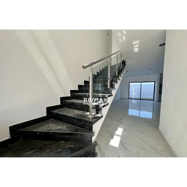 Casa en venta en Versalles Club Residencial, Mazatlán