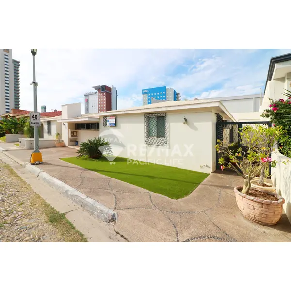 Casa en venta en El Cid, Mazatlán