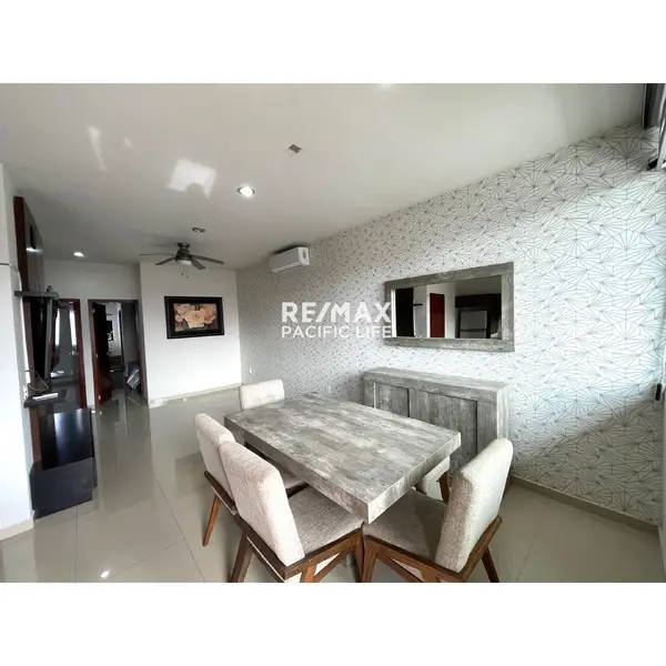 Condominio amueblado de 2 recámaras en Isla Balboa
