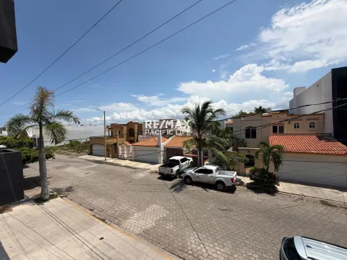 Departamento de 2 recámaras en renta en Lomas de Mazatlán