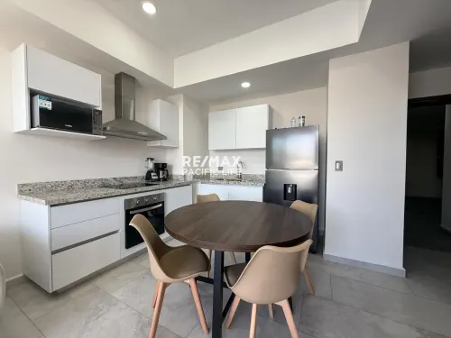 Condo amueblado en renta frente a playa Los Pinos, Punta Bahía