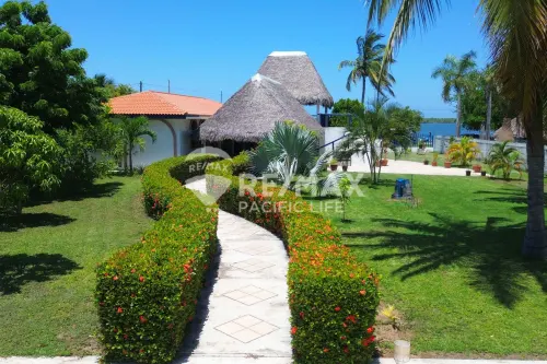 Furnished 1-Bedroom Home Across from the Ocean in Teacapán
