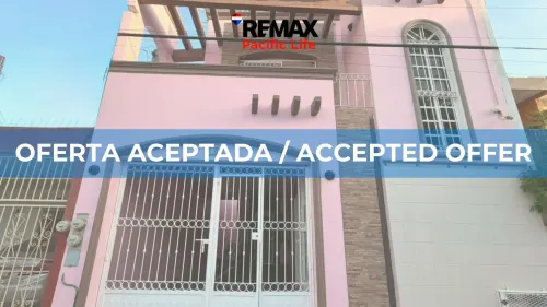 Casa dúplex en venta en el Centro de Mazatlán, a 3 cuadras de la playa