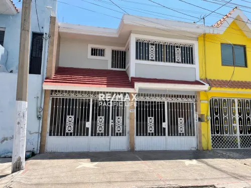Casa en venta en Fraccionamiento Alameda, Mazatlán