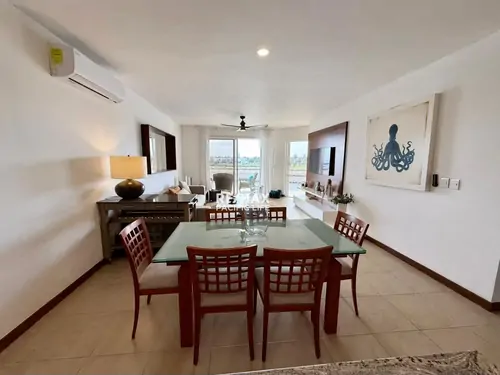 Condominio en renta en Vistas de la Marina, Mazatlán