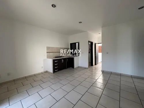 Departamento en renta de 2 recámaras en Sábalo Country