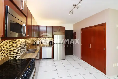 Condominio amueblado en venta en Tiara Sands 308