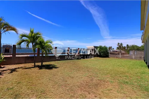 Tríplex frente al mar en venta en Teacapán, Sinaloa