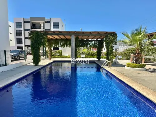 Condominio amueblado en venta en Adora Residencial
