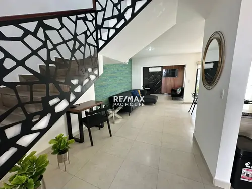 Casa amueblada en renta en Residencial Azul Marino