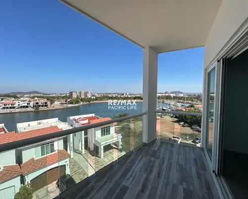 Condominio en renta en Isla Mazatlan 3502