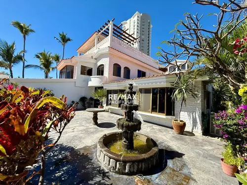 Casa en venta en Club Palmas, Mazatlán